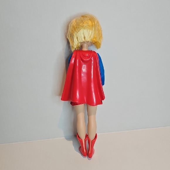 Mattel DC Superhero girl Doll - Supergirl - Picture 3 of 4
